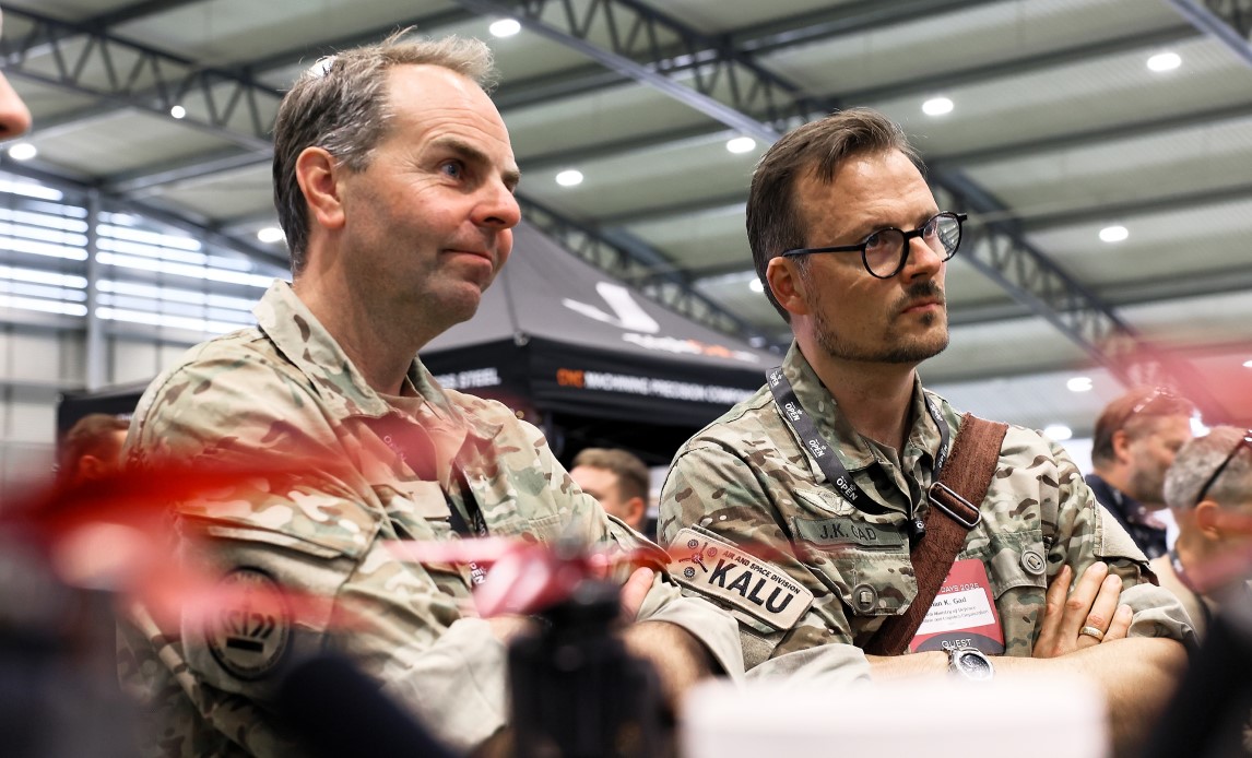 Chef for KALU Klaus Qvist og chef for UAS Johan