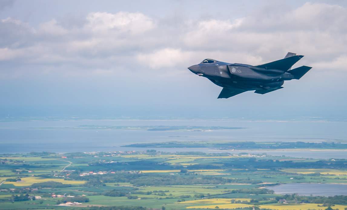 Norsk F-35 i luftrummet over Danmark ved demonstrationsflyvningen den 22. maj 2019.