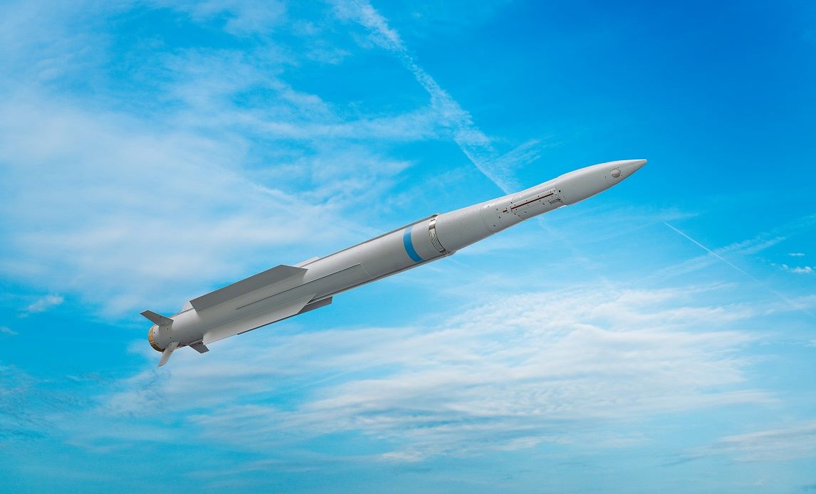 IRIS-T SL is the air defence system IRIS-T including surveillance radar and battlefield management system.
